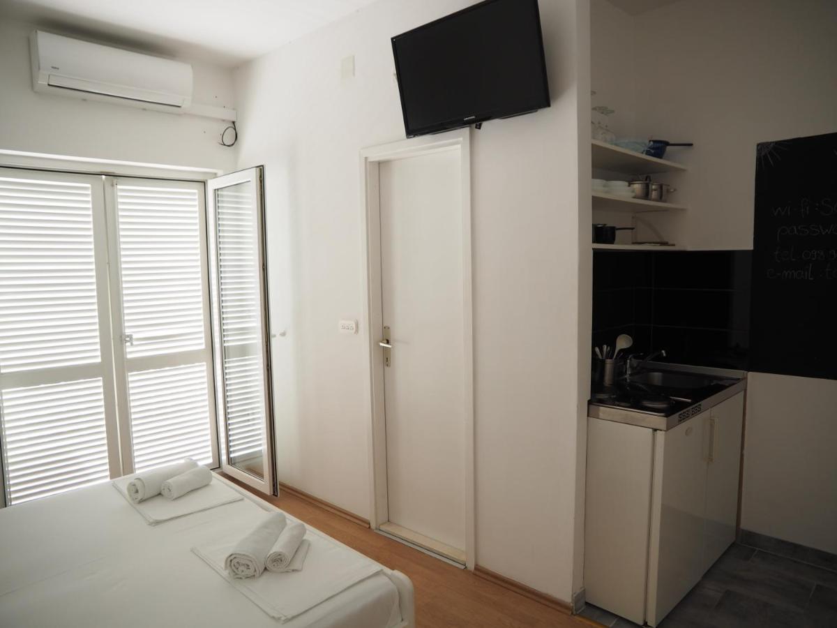 Apartmani Makarska Exteriör bild